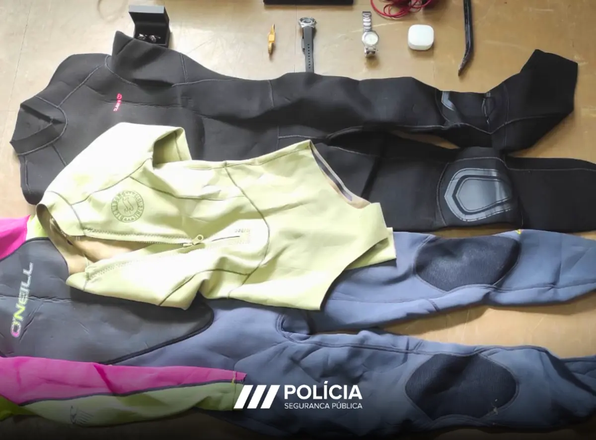 Policia recuperou diversos objetos que haviam sido furtados em viaturas