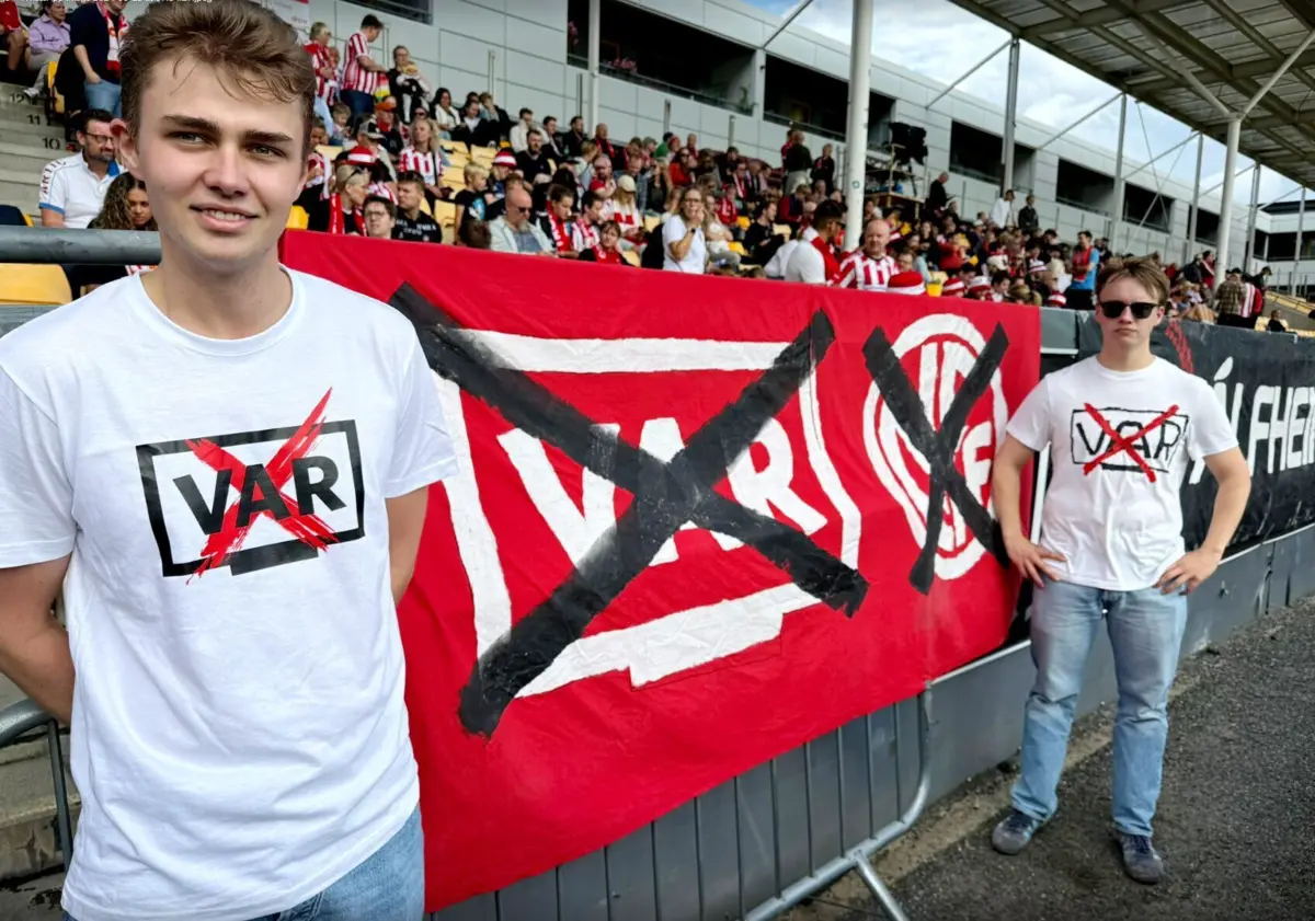 Adeptos noruegueses têm promovido várias ações de protesto contra o vídeoárbitro