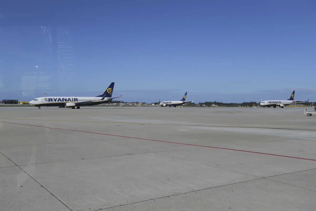 Aeroporto está encerrado nesta terça-feira