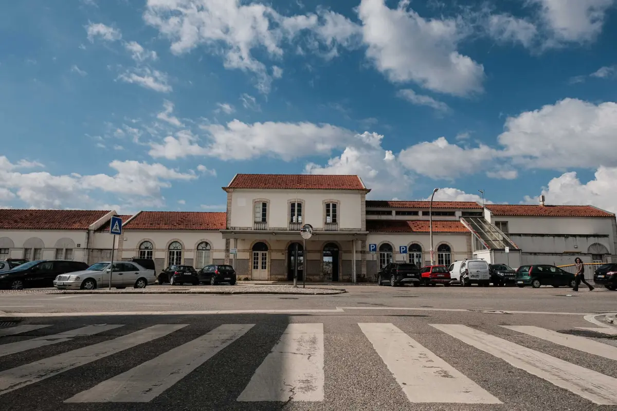 Câmara de Leiria quer saber o destino da atual estação ferroviária