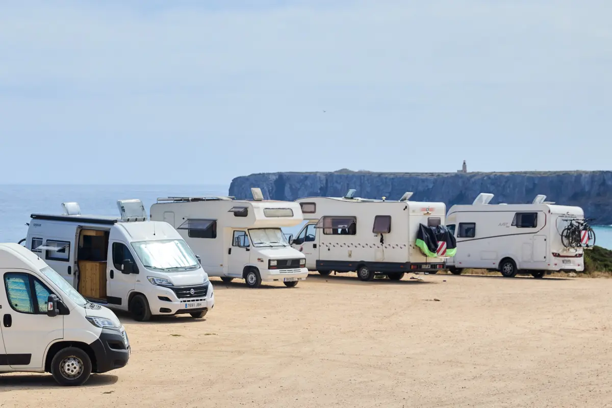 Autocaravanas tornaram-se atrativas por permitir um turismo mais autónomo
