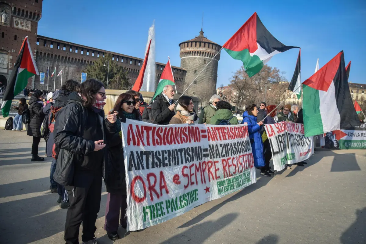 Tajani esclareceu que Itália "tem prestado ajuda a Gaza há muito tempo" e garantiu que "continuará a fazê-lo"
