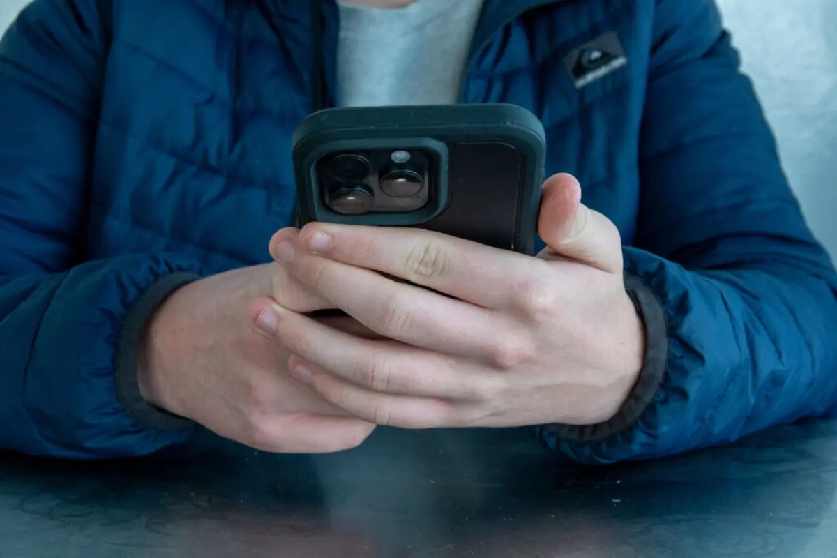 Série "Adolescência", da Netflix, lançou o alerta para perigos da utilização desregulada das redes sociais