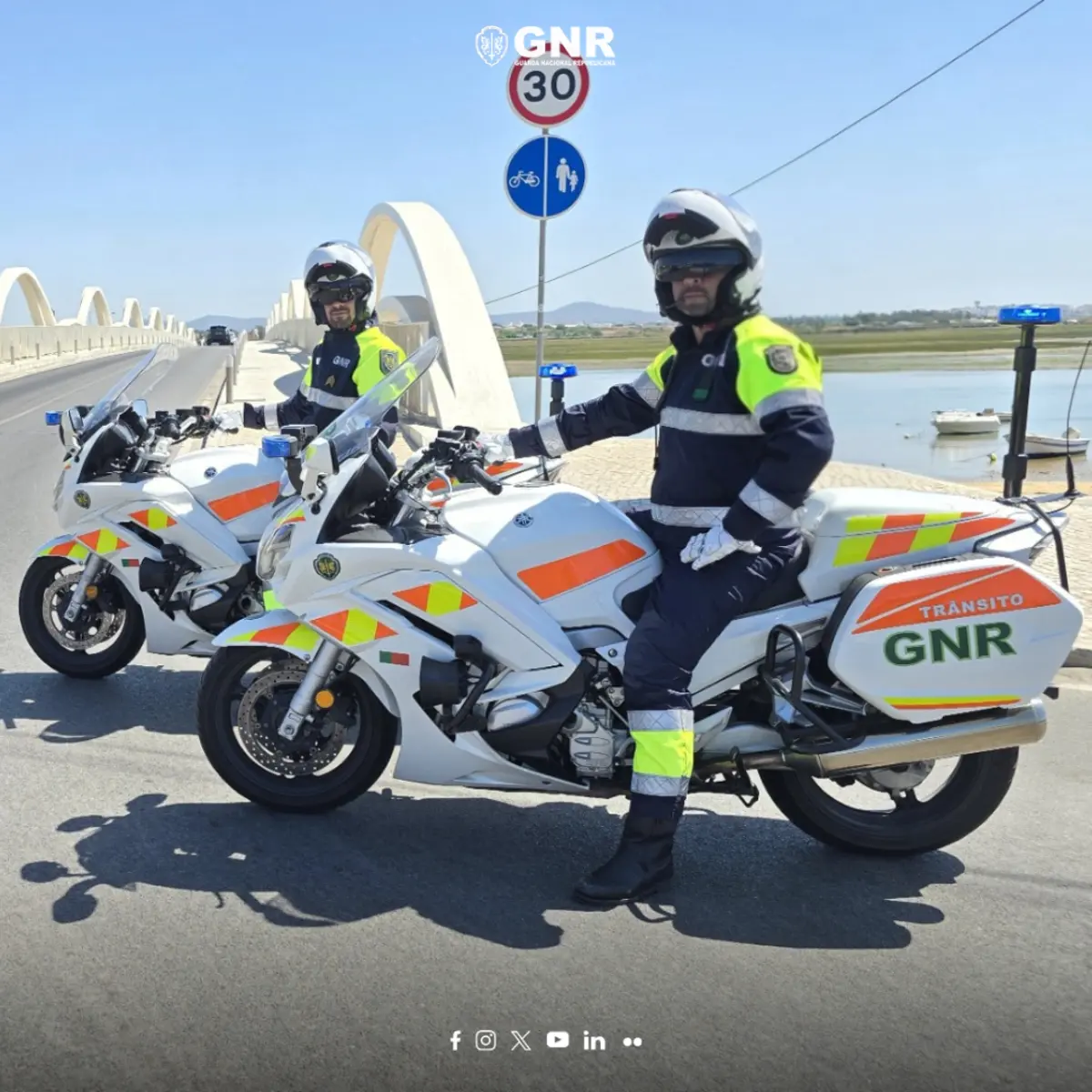A GNR está na estrada com uma operação de patrulhamento por causa da 43.ª Concentração Internacional de Motos, em Faro.