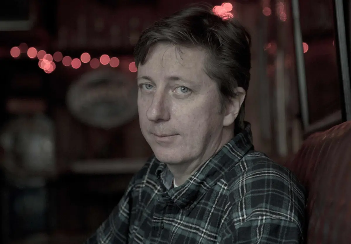 Hal Hartley fala do seu trabalho e do último filme, "Onde Aterrar", já nas salas de cinema