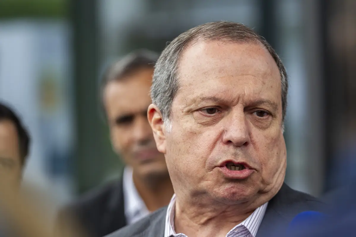 O presidente socialista, Carlos César