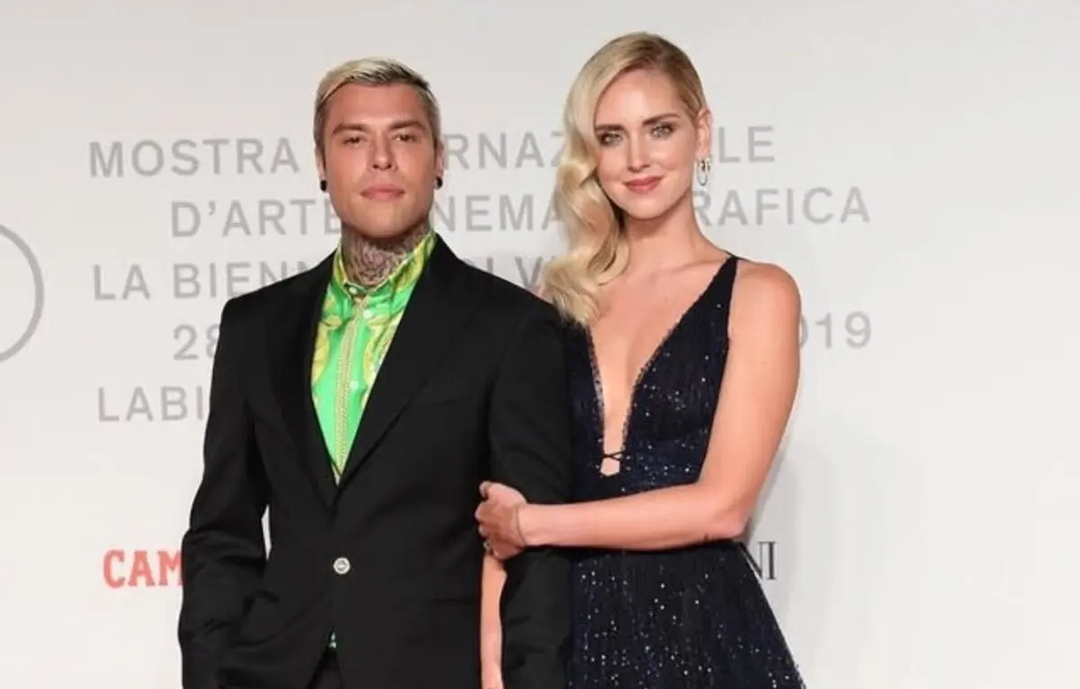 Chiara Ferragni e Fedez em outubro de 2023, quando o casamento parecia perfeito e derretia os fãs