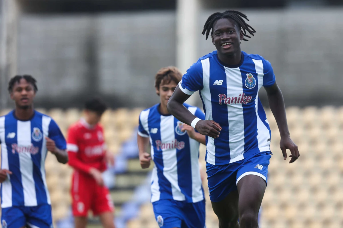 O F. C. Porto ocupa o segundo lugar do GRupo H, com 9 pontos.