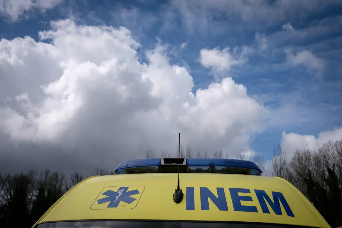 Ao local acorreram meios dos Bombeiros da Mealhada, a Viatura Médica de Emergência e Reanimação dos Covões e a GNR