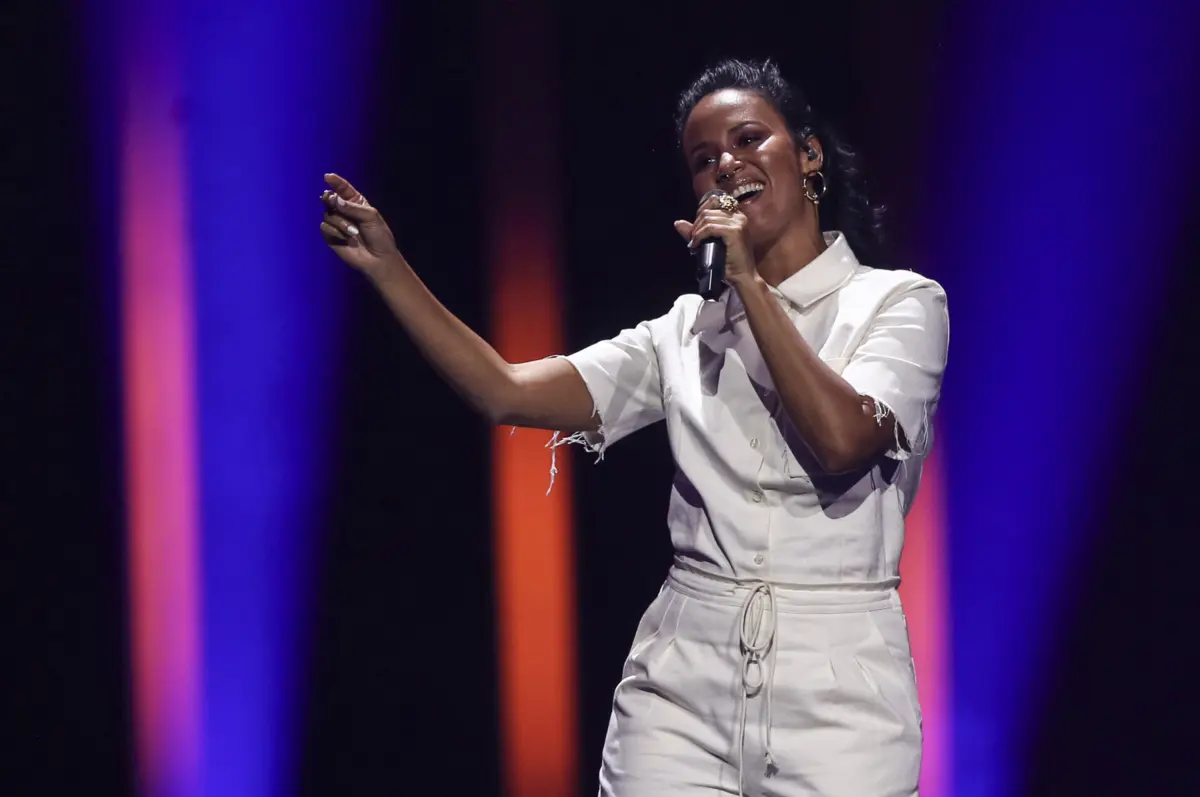 Imagem de contexto do artigo Chuva provoca infiltrações no Coliseu do Porto e adia concerto de Mayra Andrade