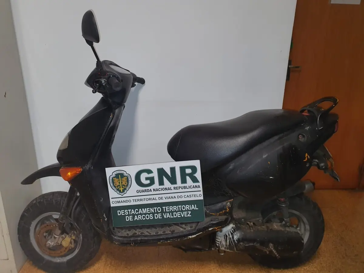 Imagem de contexto do artigo Moto furtada há cinco anos em Famalicão recuperada em Ponte de Lima