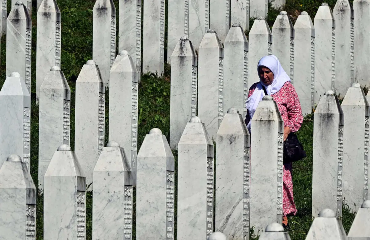 Imagem de contexto do artigo Milhares de bósnios assinalam genocídio de 1995 negado por sérvios