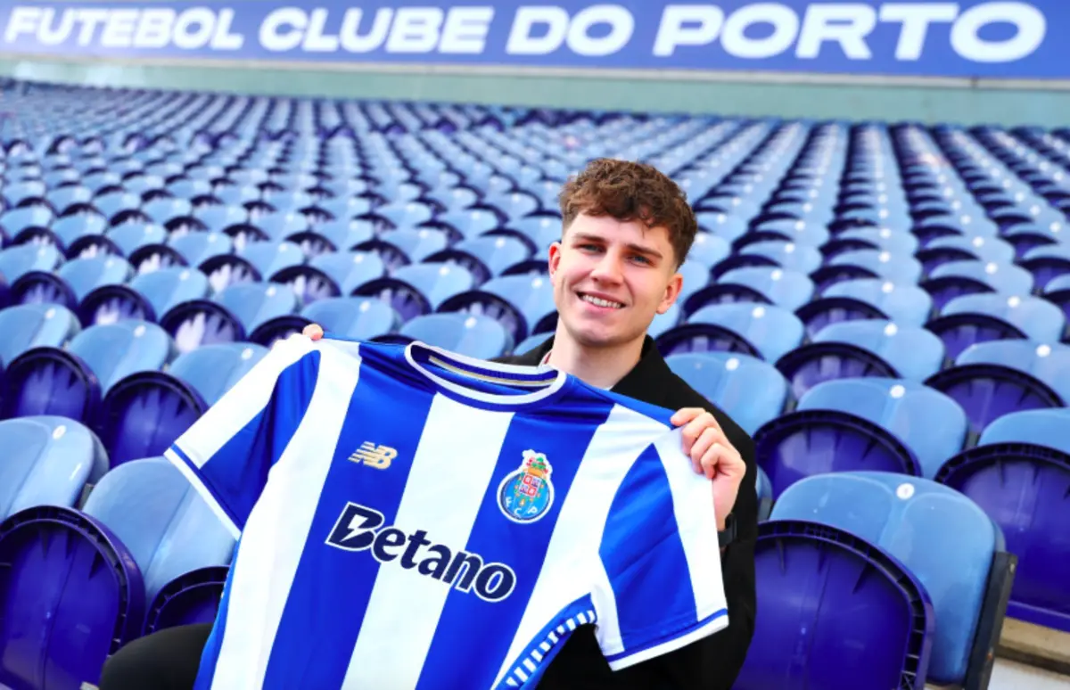 Oskar Pietuszewski é o segundo reforço de inverno do F. C. Porto