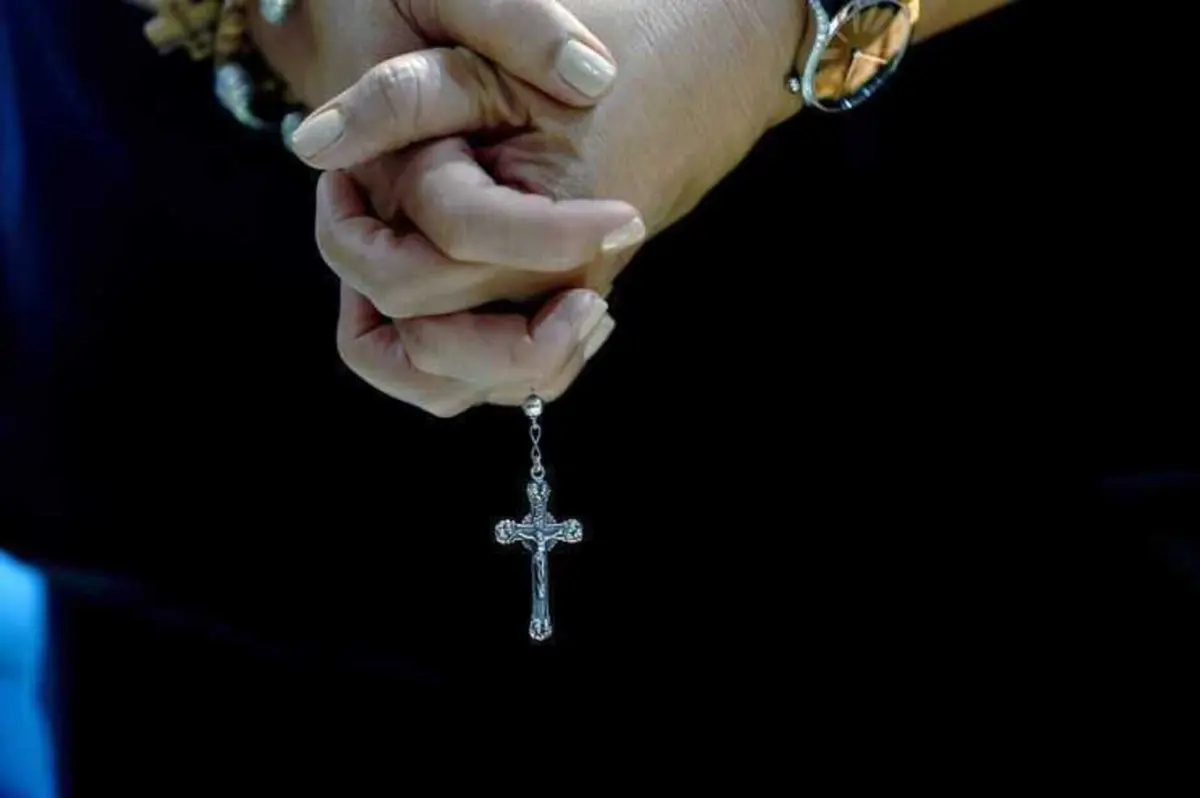 Porteiro de igreja abusou de deficiente na capela mortuária