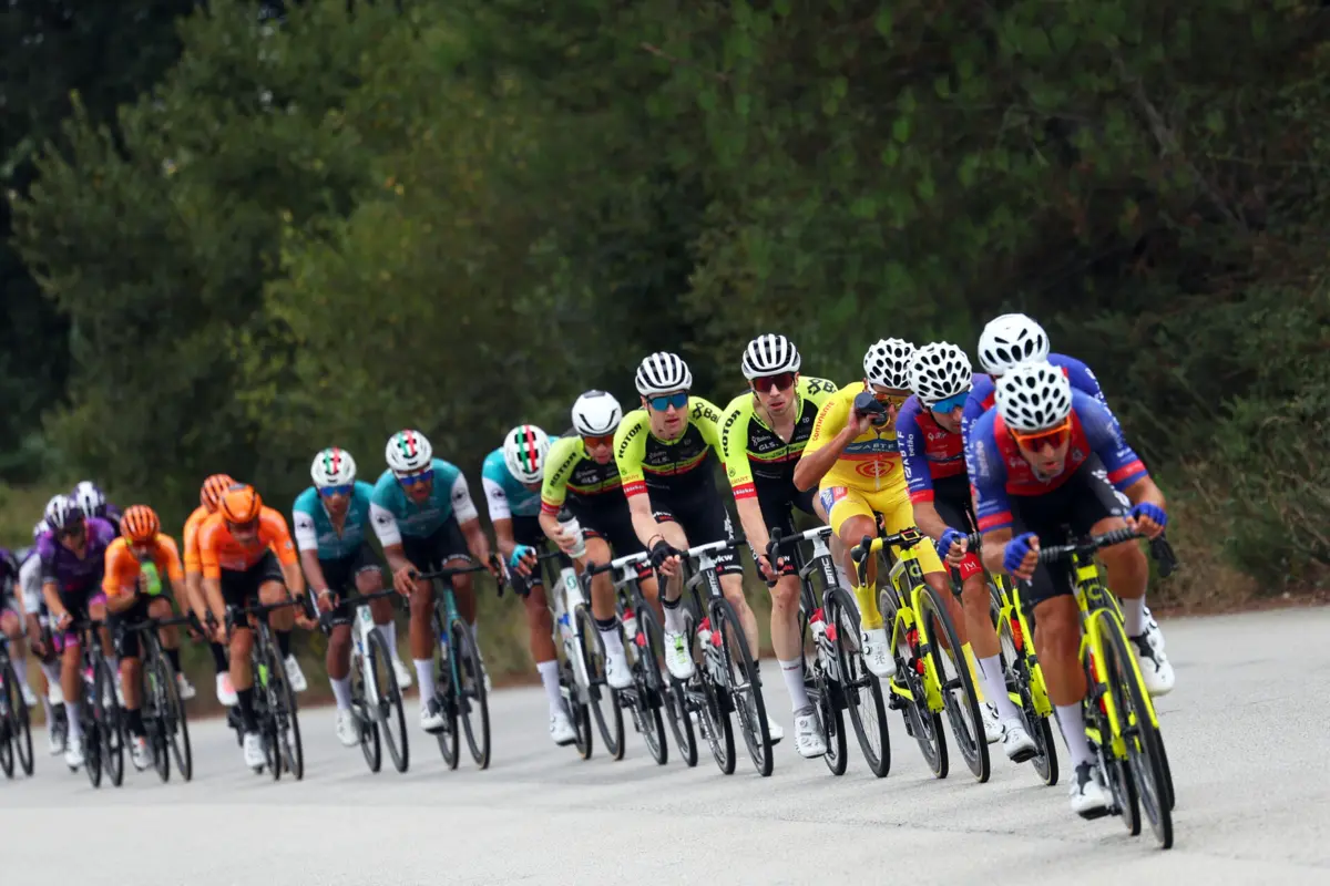 Volta a Portugal na estrada