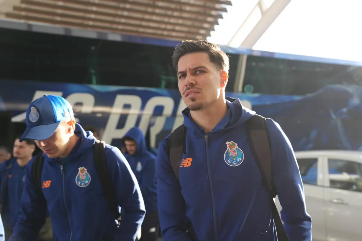 Imagem de contexto do artigo F. C. Porto leva 31 jogadores para o Algarve com Thiago Silva na comitiva
