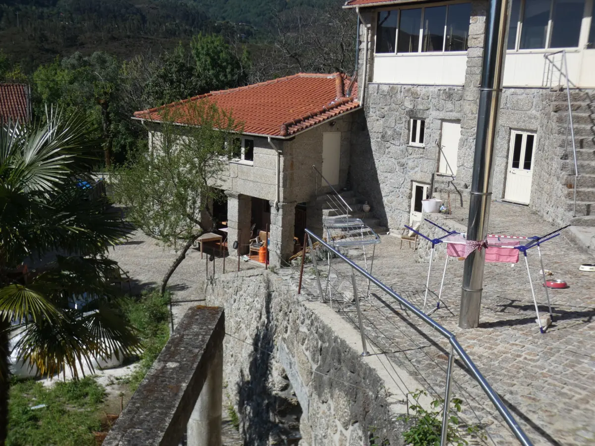 Família terá sido forçada a trabalhar nas obras deste hotel