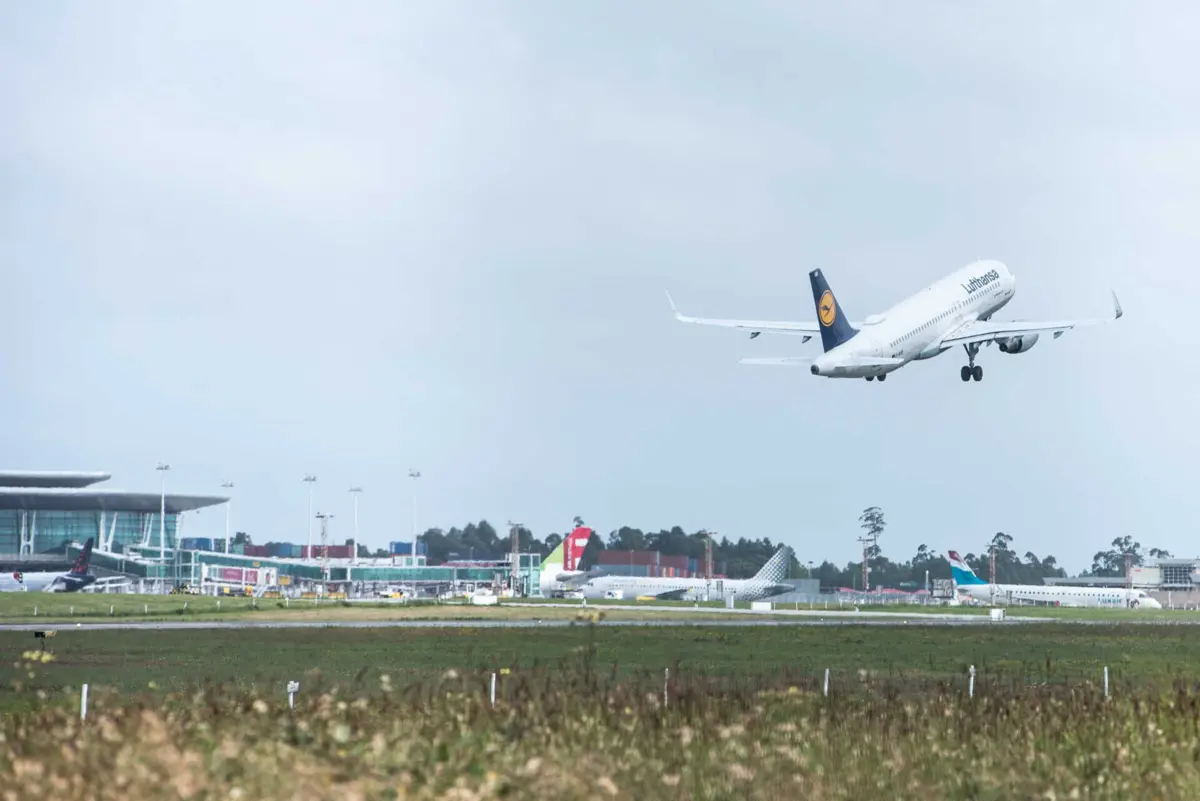 PSP deteve dois homens, que tinham passaportes falsos