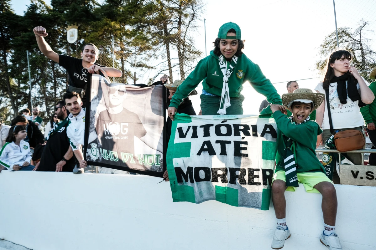 V. Setúbal festejou o regresso à Liga 3 mas pode ver a subida comprometida por questões administrativas