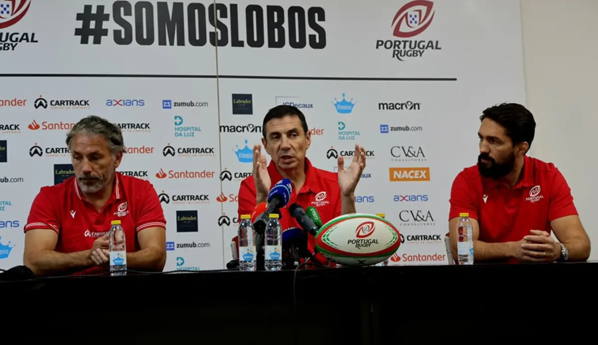 Sébastien Bertank, ao meio