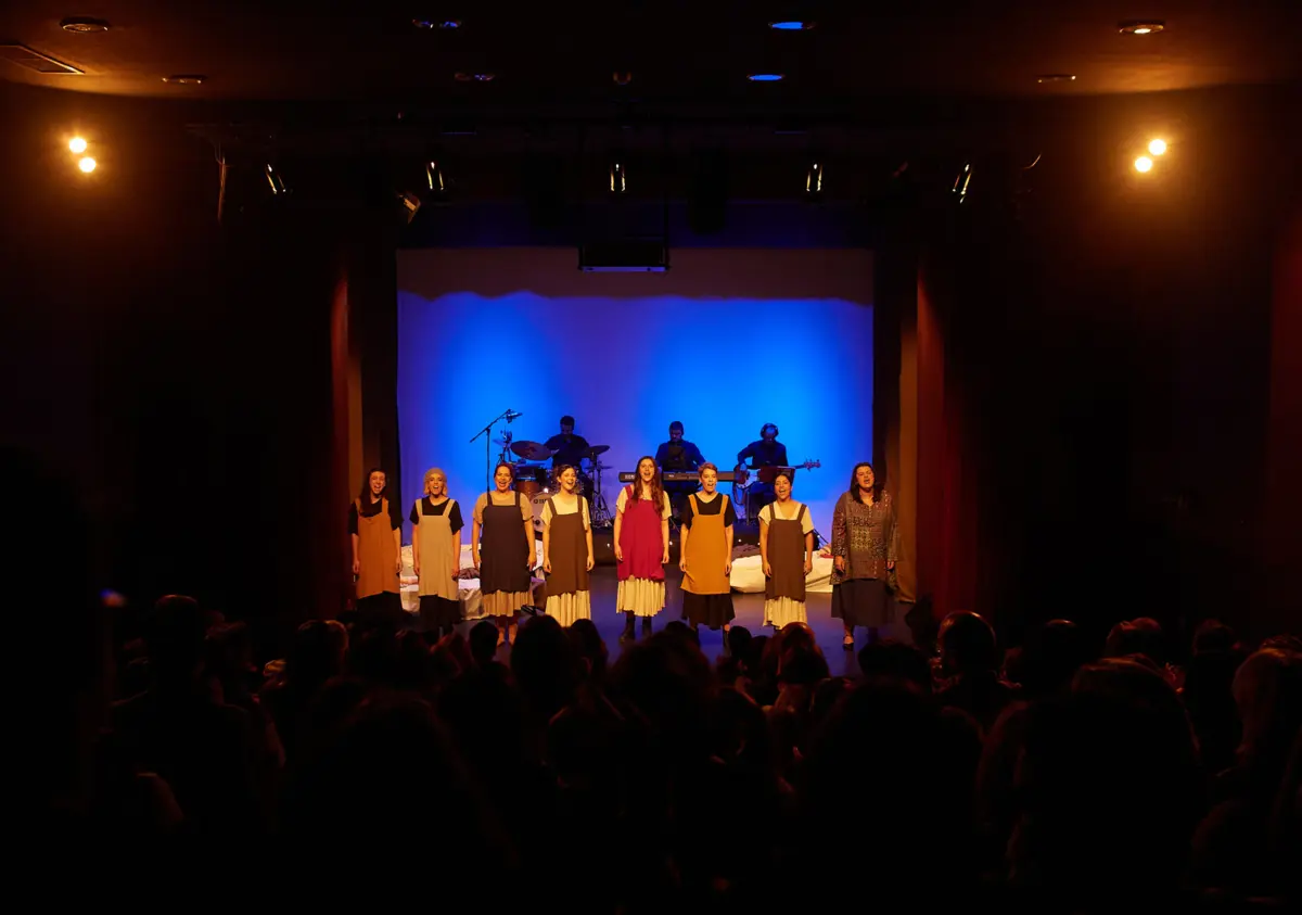 Imagem de contexto do artigo “Annie”: clássico da Broadway com versão em Portugal