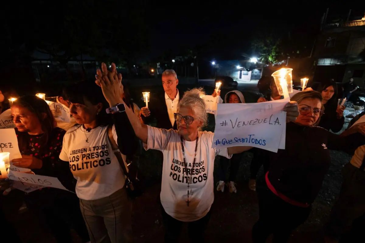 Famílias pediram libertação dos presos políticos junto a prisão em Zamora, Venezeula