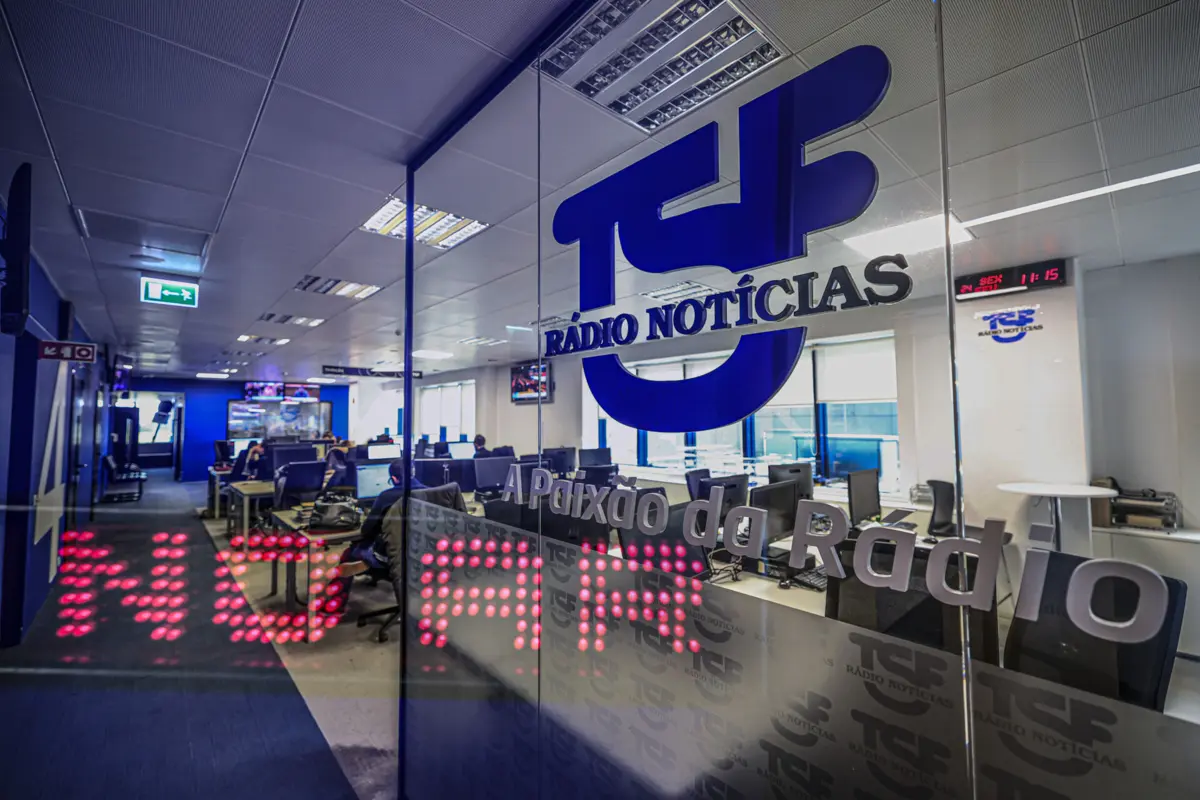 Imagem de contexto do artigo Grande noticiário e futebol feminino na nova programação da TSF