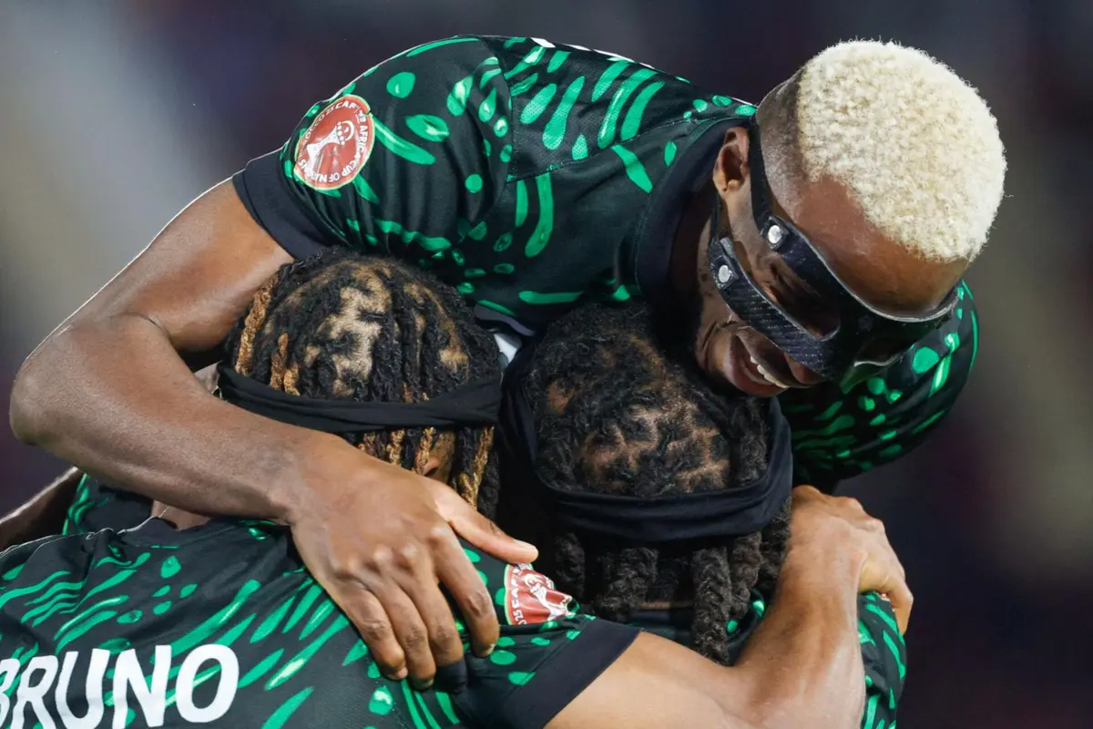 Osimhen celebra o terceiro golo da seleção nigeriana