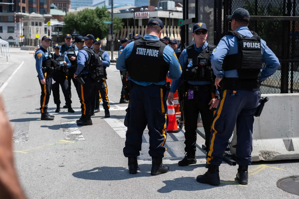 Menções a Trump nas redes sociais aumentaram 17 vezes mais do que a média diária nas horas que se seguiram ao tiroteio