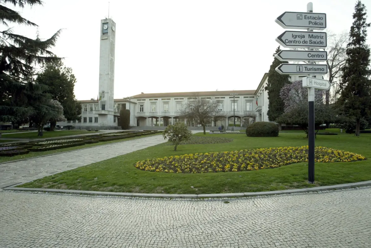 Imagem de contexto do artigo "Obra necessária e há muito desejada". Nova rotunda vai nascer em Famalicão