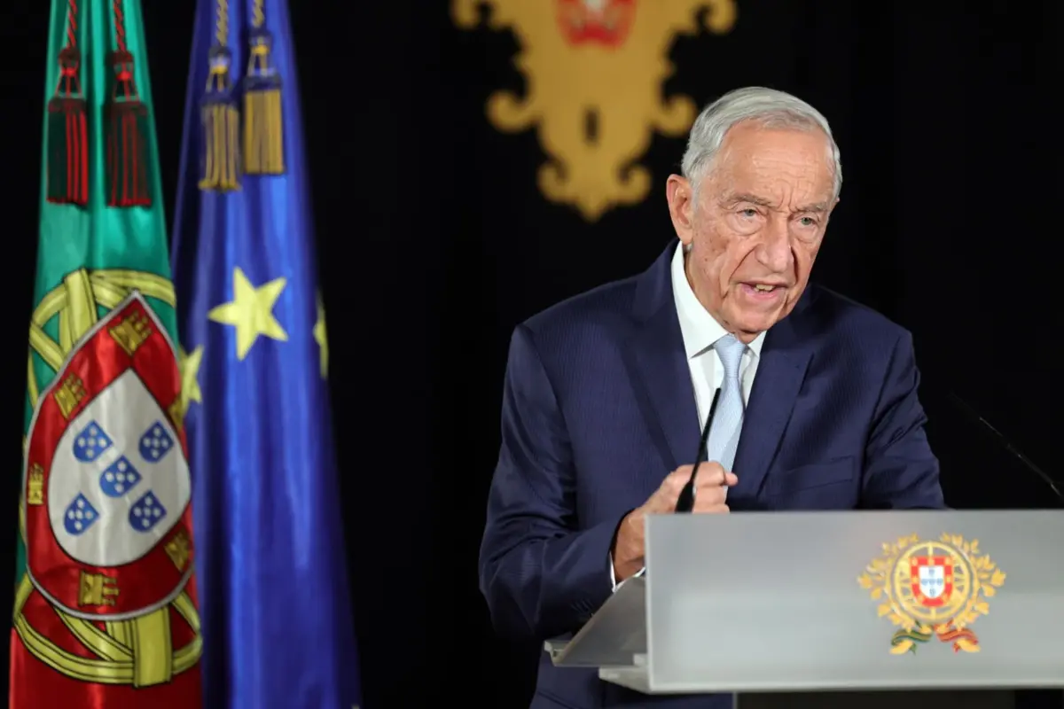 Imagem de contexto do artigo Marcelo promulga novo sistema de consultas e cirurgias e levanta dúvidas sobre proteção de dados