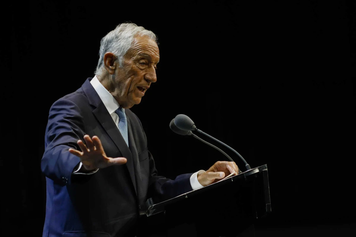 Imagem de contexto do artigo Bruxelas abre procedimento a Portugal por vistos da CPLP, Marcelo rejeita incompatibilidade