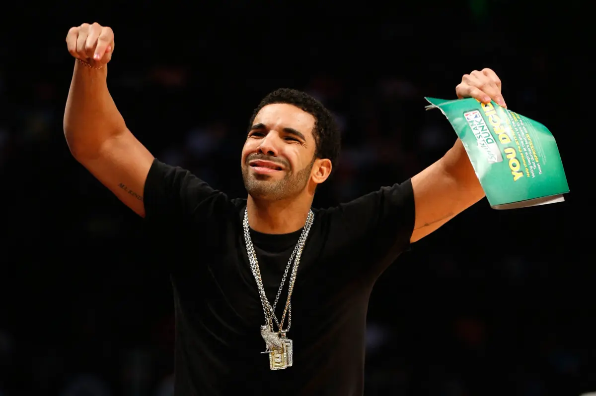 Guerra entre Drake e Kendrick Lamar começou em maio