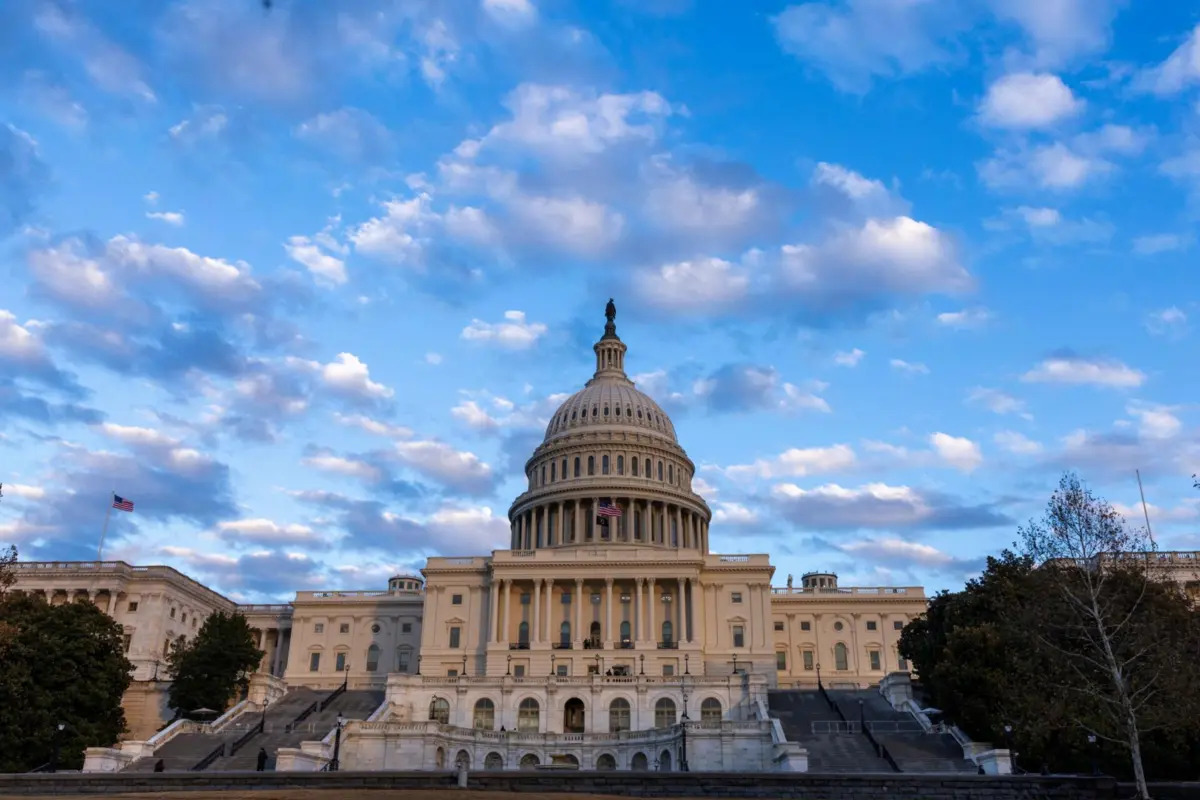 Bombas foram colocadas junto às sedes dos principais partidos políticos, na véspera do ataque ao Capitólio, em janeiro de 2021
