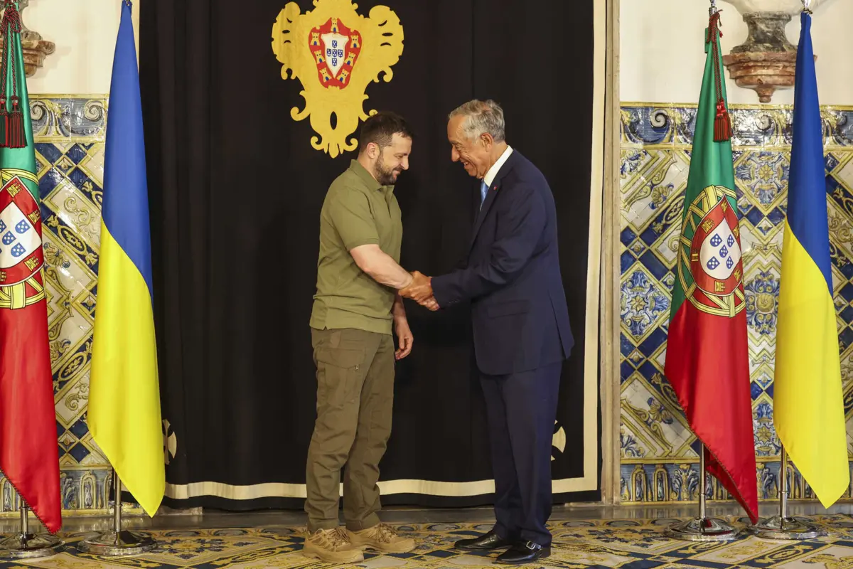 Assinatura do acordo em São Bento