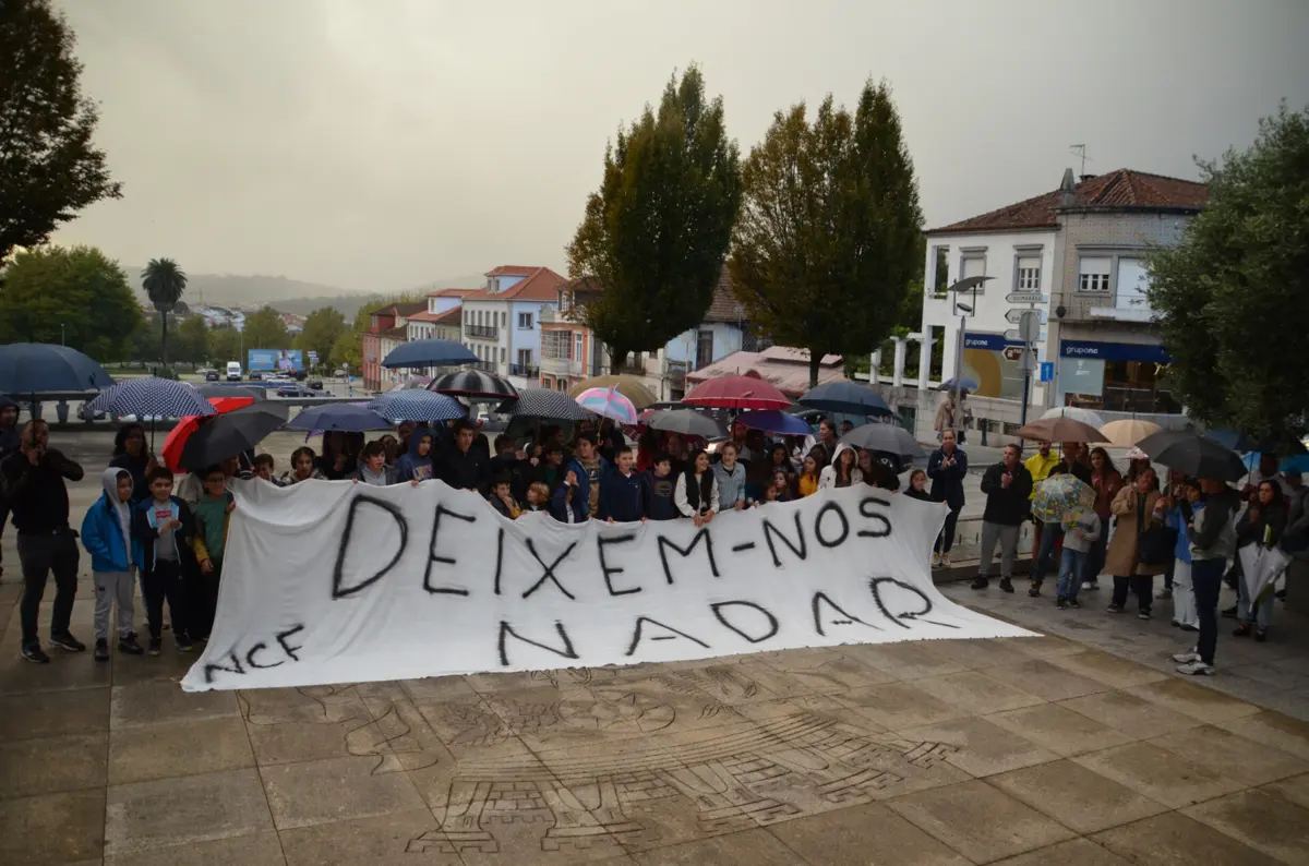Protesto juntou pais e atletas