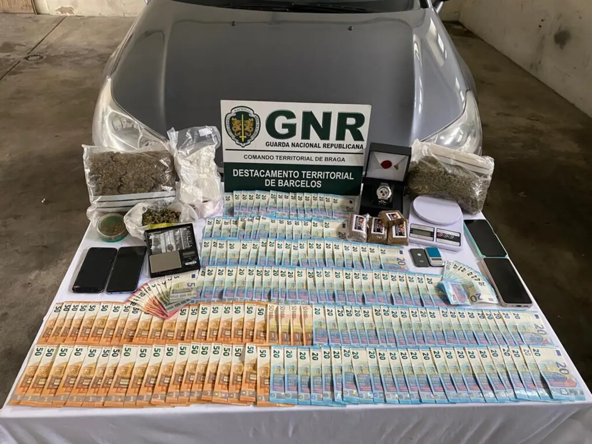 Imagem de contexto do artigo Detidos dois homens que traficavam droga em Barcelos e Braga