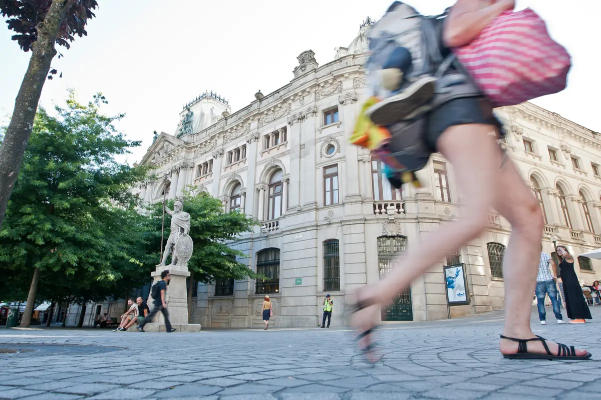 A decisão de suspender coimas é, na fase administrativa, do Banco de Portugal