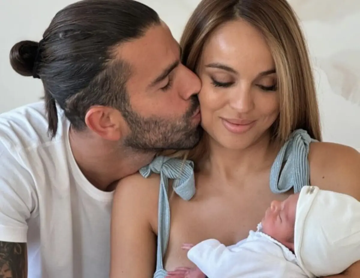 Leonardo nasceu em Atenas, na Grécia, onde Sérgio Oliveira atualmente joga