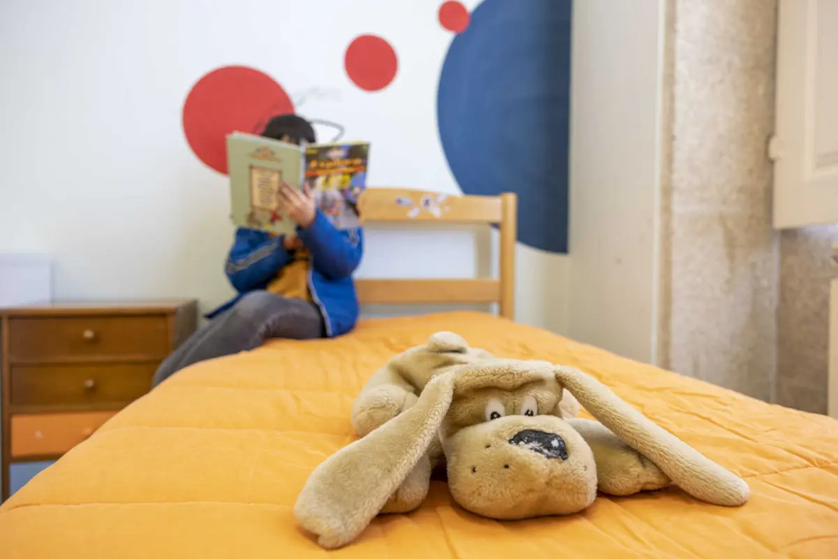 Ao todo, 977 menores tinham problemas de saúde mental diagnosticados, contra 915 no ano anterior, correspondendo a 15,2% do universo, com maior preponderância na faixa entre os 15 e os 20 anos de idade