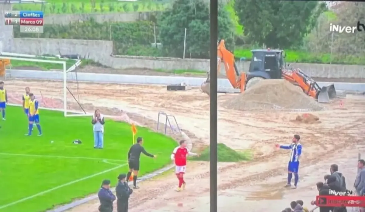 Estádio Municipal Prof. Cerveira Pinto, em Cinfães