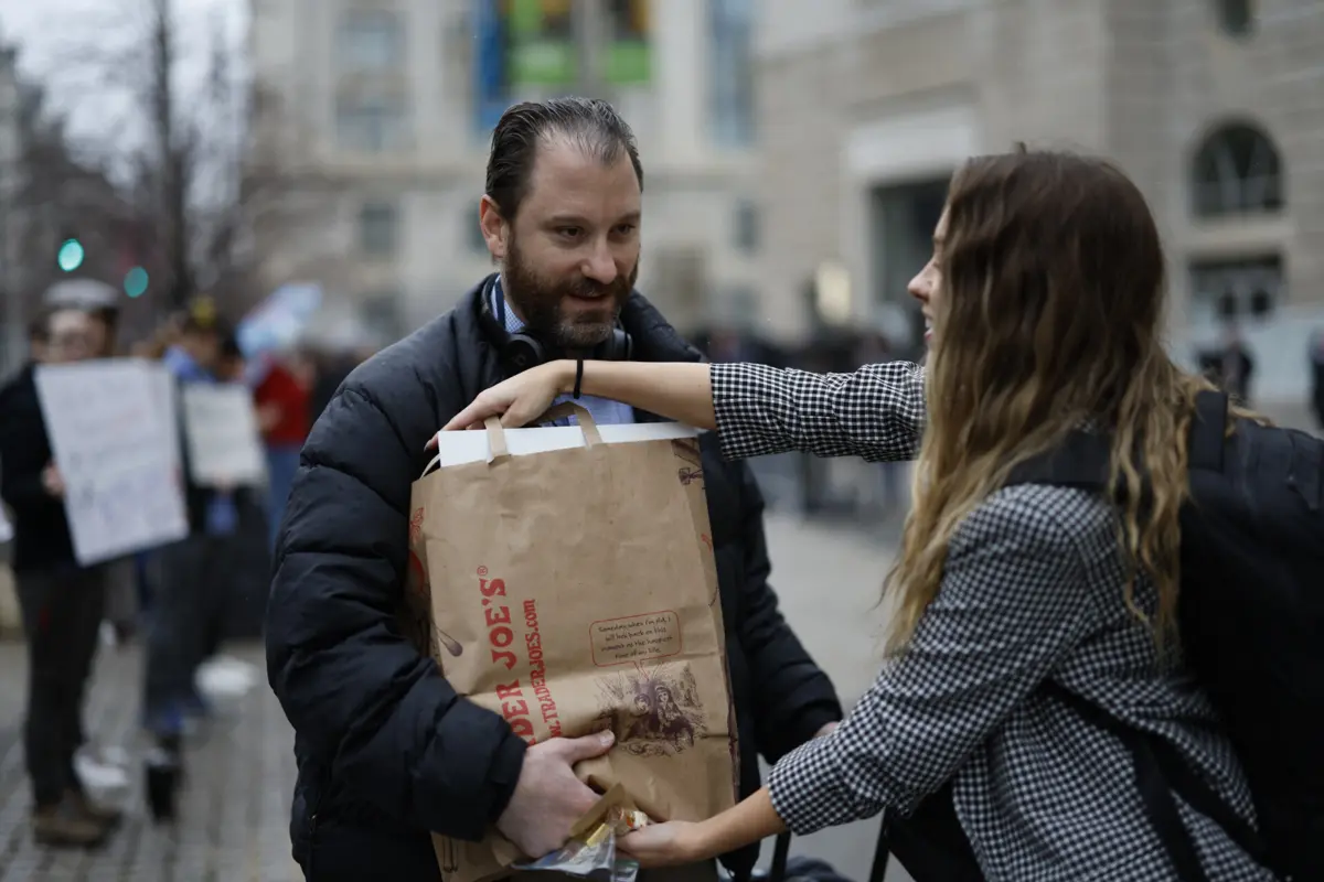 O desmantelamento da USAID tem sido uma das prioridades nos cortes procurados tanto pelo presidente como pelo empresário Elon Musk