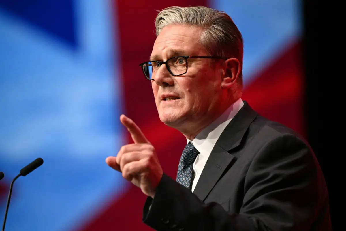 O Reform UK anunciou na semana passada uma política para abolir com a autorização de residência dos imigrantes legais