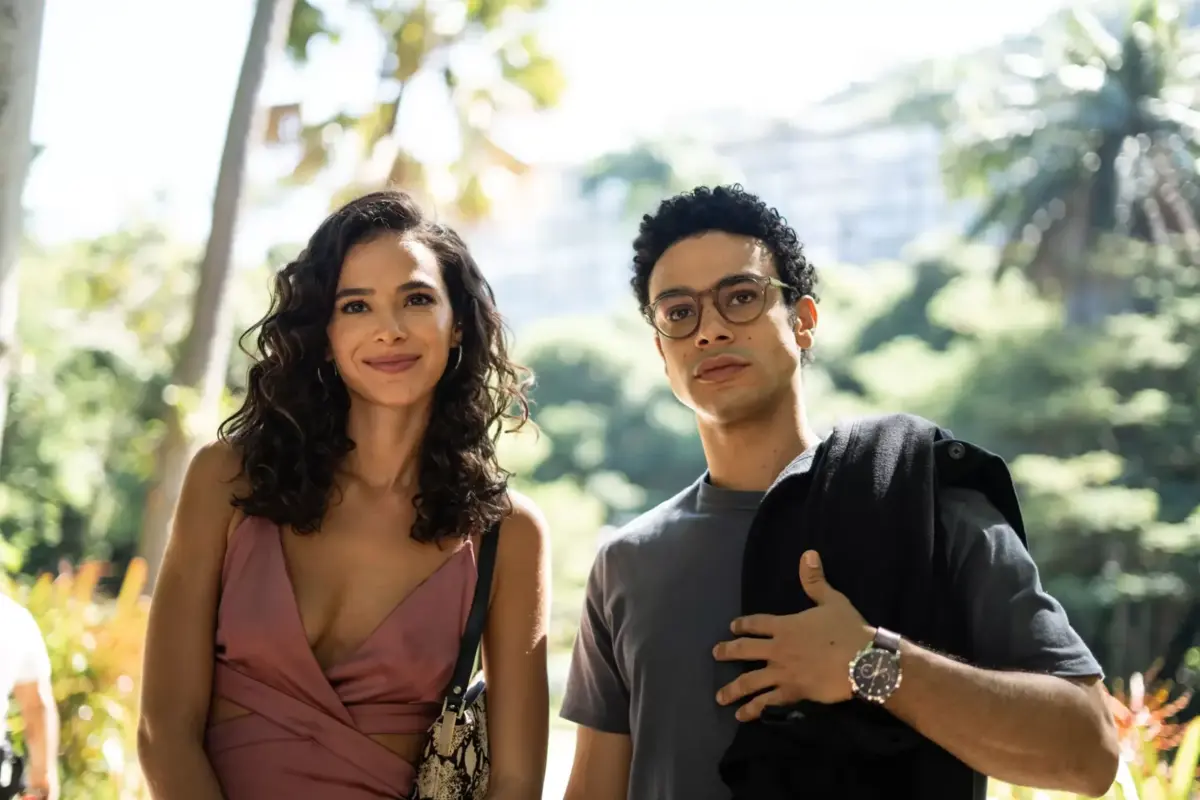 Série conta com interpretações marcantes de Bruna Marquezine e Sérgio Malheiros