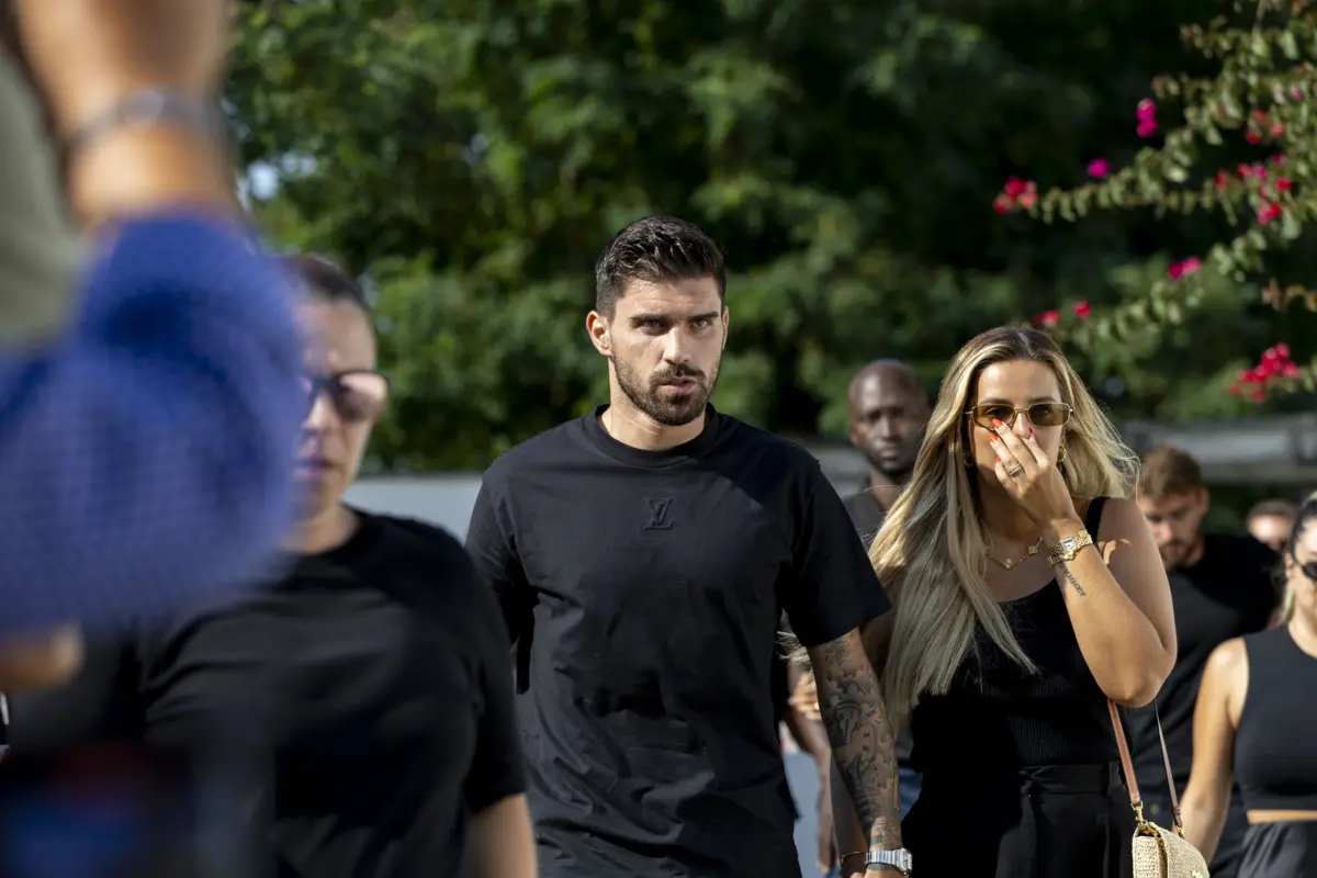 Rúben Neves nas cerimónias fúnebres de Diogo Jota