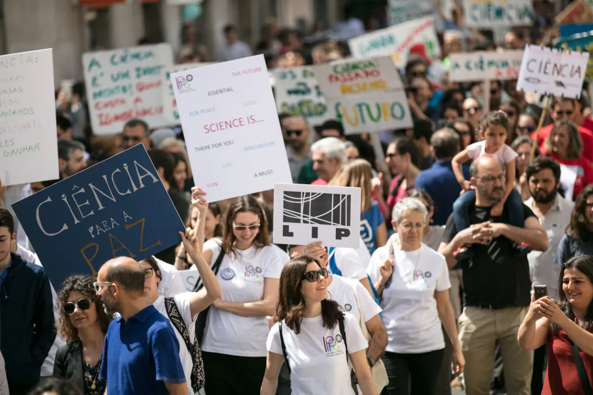 Investigadores avisam que disposições transitórias do novo estatuto criam situações de desigualdade