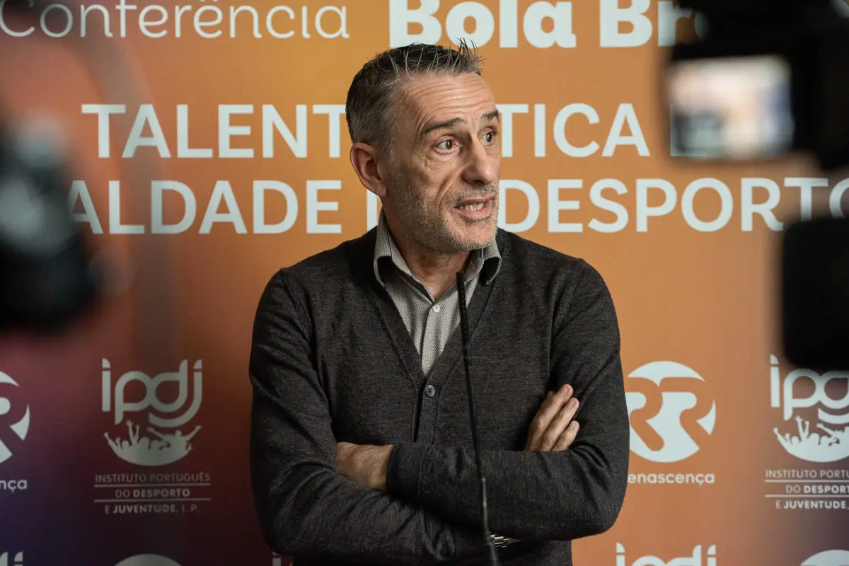 Paulo Bento, selecionador dos Emirados Árabes Unidos