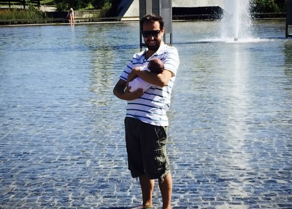 Manuel Marques com a filha Elisa, que celebra dez anos