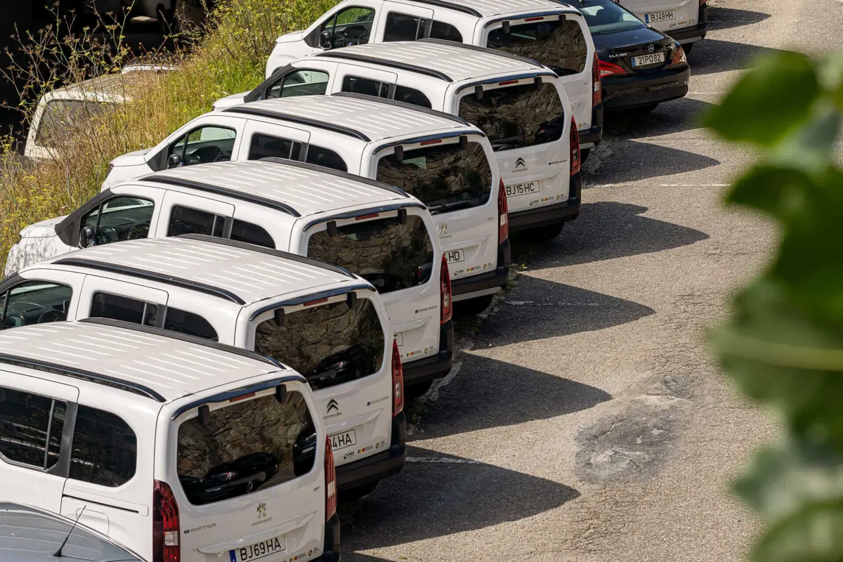 As carrinhas, que se juntam a outras duas entregues há cerca de um mês, representam um investimento global de 420 mil euros