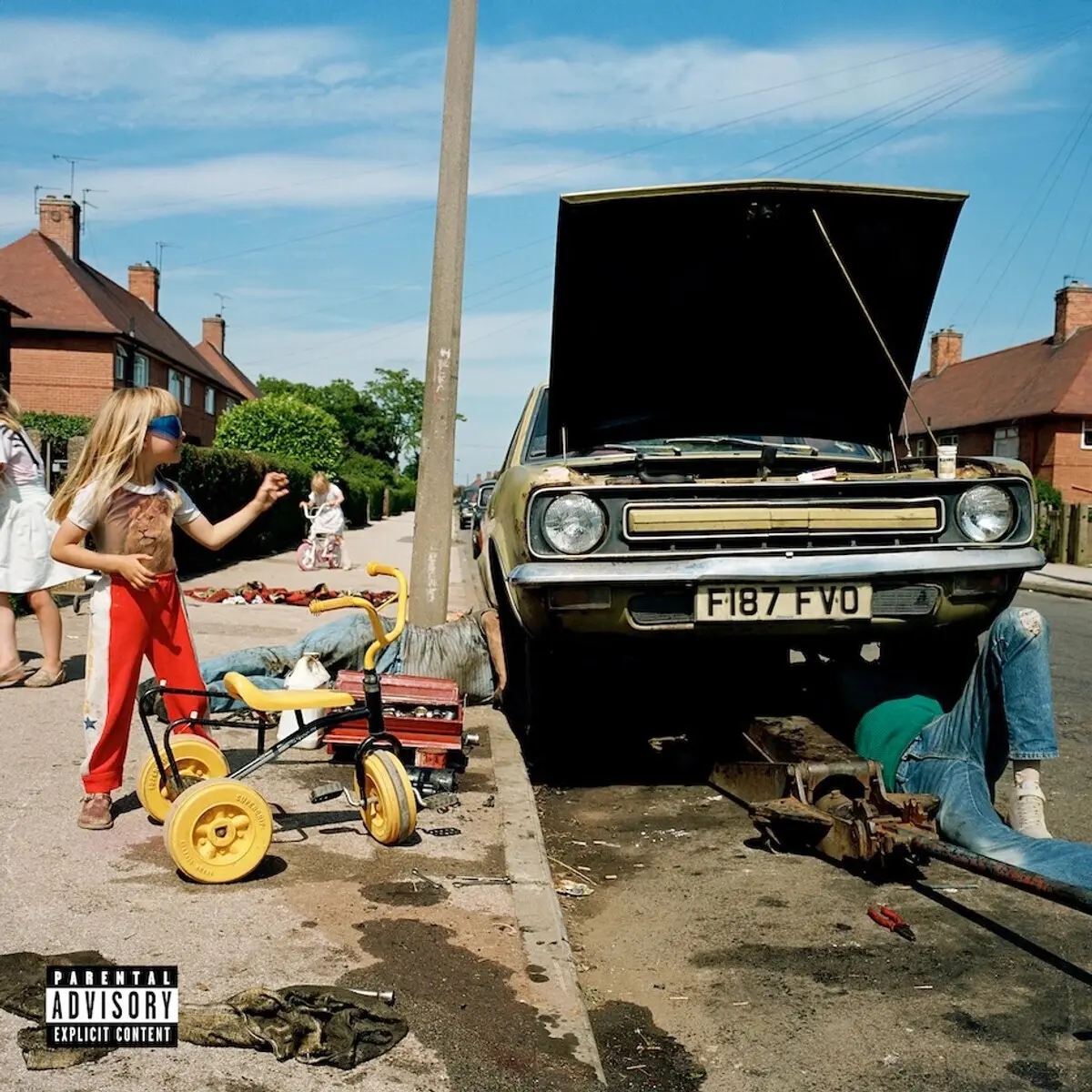 Fotografia de Nick Waplington faz a capa de “Daffodils & dirt”, disco de estreia de Sam Morton